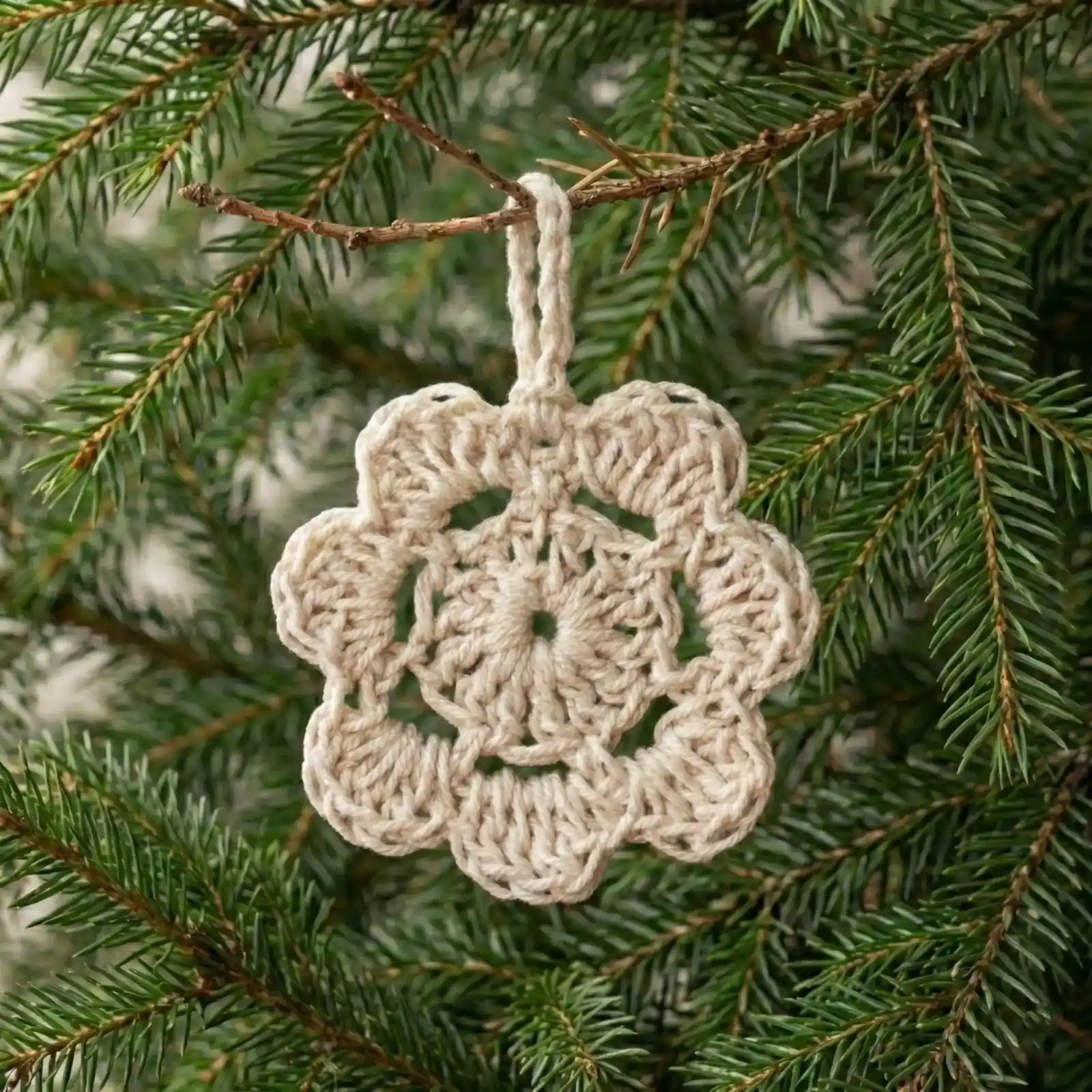 Riippuva virkattu kukkakoriste